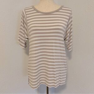 Chico’s Short Sleeve Scoop Neck T Shirt